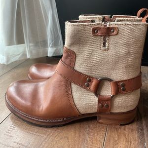 Vintage Foundry Morgan Mid Top Boot size 9.5